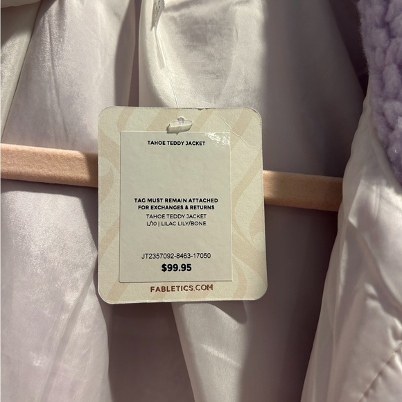 BNWT Fabletics Tahoe Teddy Jacket - Picture 5 of 8